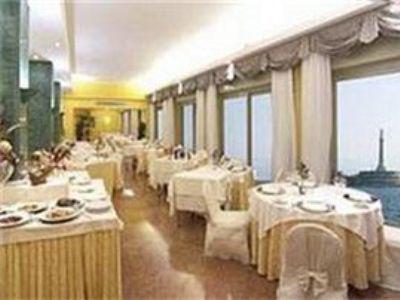 מסינה Hotel Dello Stretto מראה חיצוני תמונה